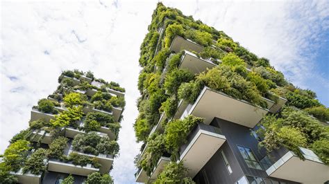  「Sustainable Construction: Green Building Design and Operation」：東南アジアの建築現場を彩る、緑の未来への道筋